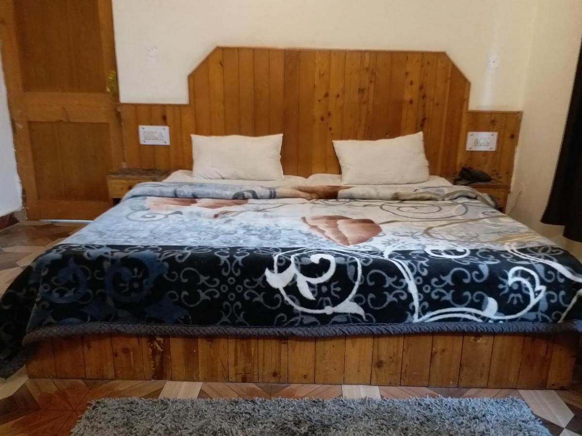 Hostel Hadimba Regency Manāli Exterior foto